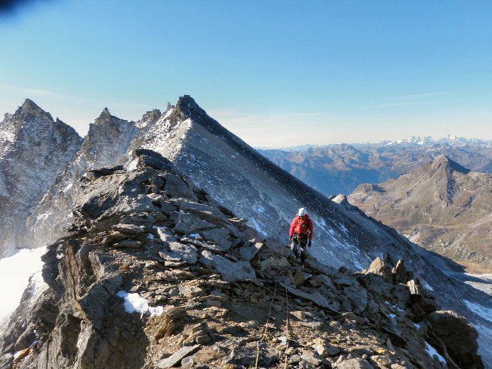 Arete du Soleil (15).jpg - Premire arte facile pour rejoindre le col de Labby